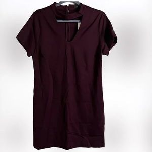 NWT Sanctuary Maroon Short Sleeve Keyhole Opening Shift Dress
